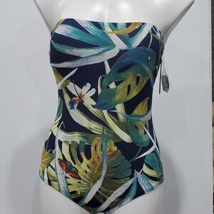 🆕️ Vince Camuto Bandeau swimsuit